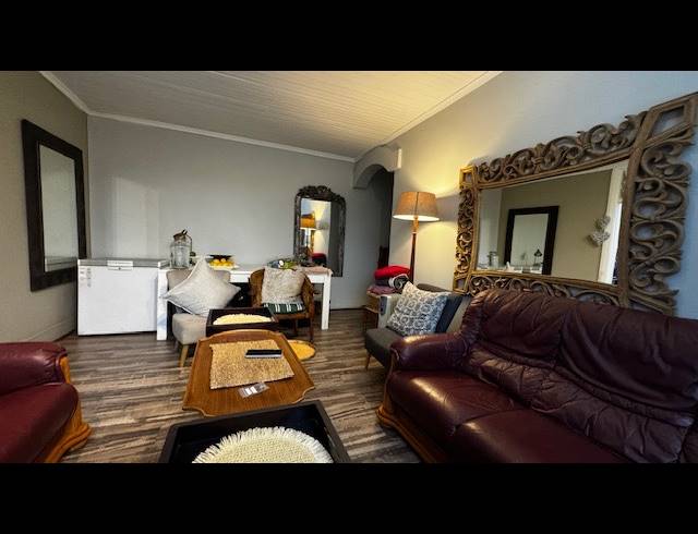 2.5 BEDROOM APARTMENT SOLD IN GLENWOOD